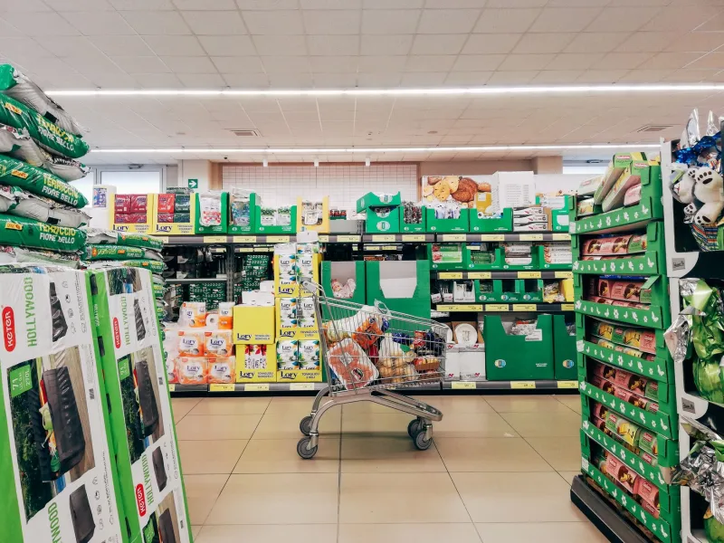 A Field Guide to the 14 Unhinged People You Will Definitely Encounter at the Grocery Store This Saturday
